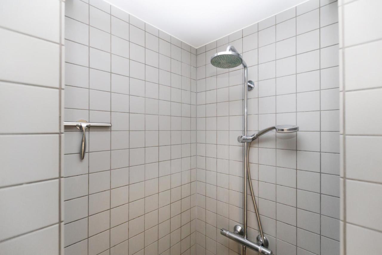 Lys 3 Vaerelses Lejlighed Med 26 M2 Sydvendt Altan Århus Esterno foto