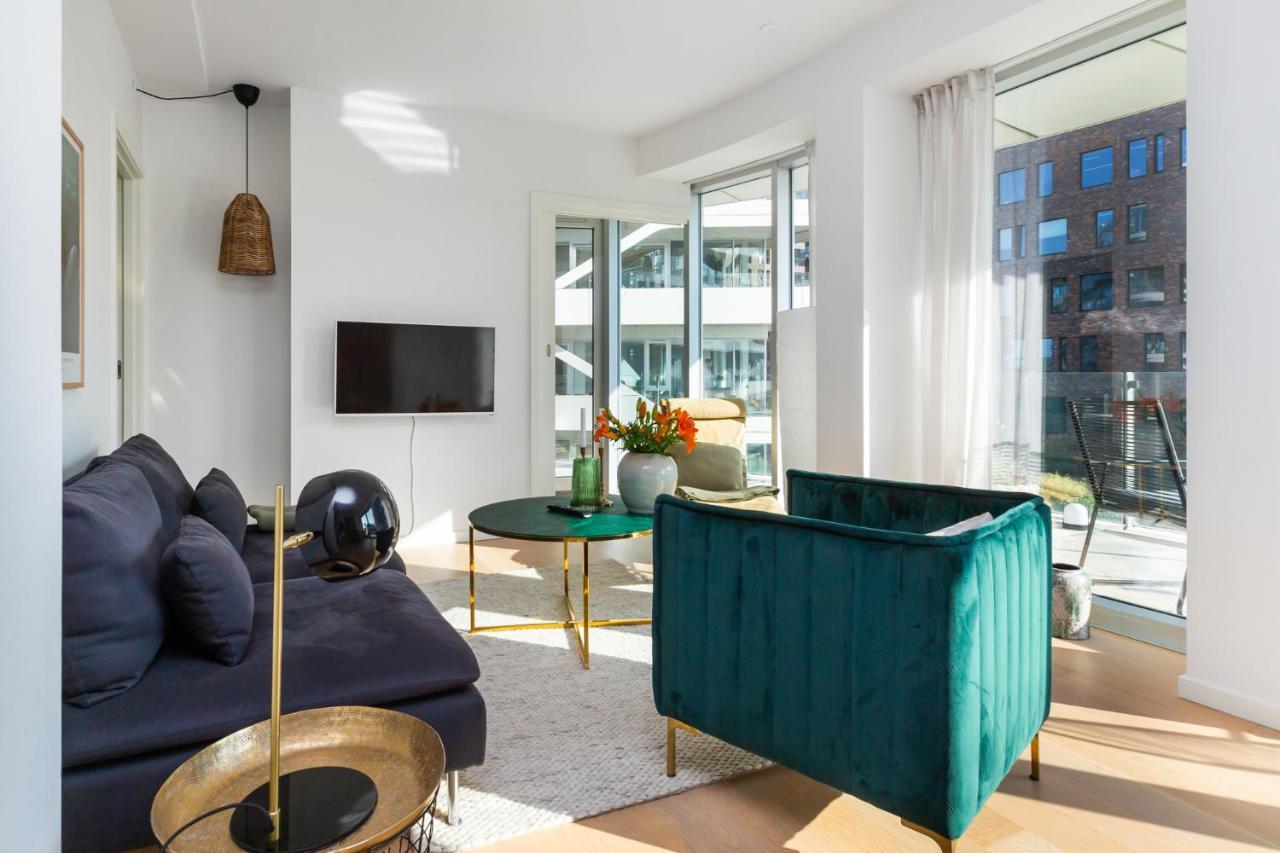 Lys 3 Vaerelses Lejlighed Med 26 M2 Sydvendt Altan Århus Esterno foto